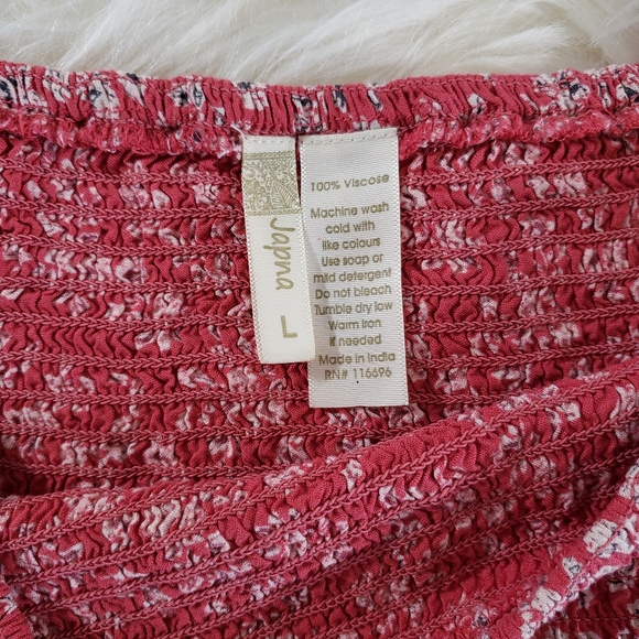 VGUC Japna Tiny Floral Cropped Top Off Shoulder Smocking Size L - Picture 5 of 5